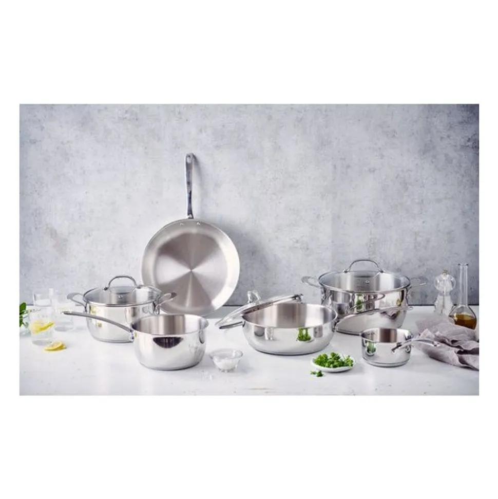 Beka Belvia steelpan met 2 giettuiten 12cm