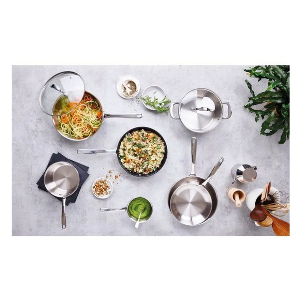 Beka Belvia steelpan met 2 giettuiten 12cm