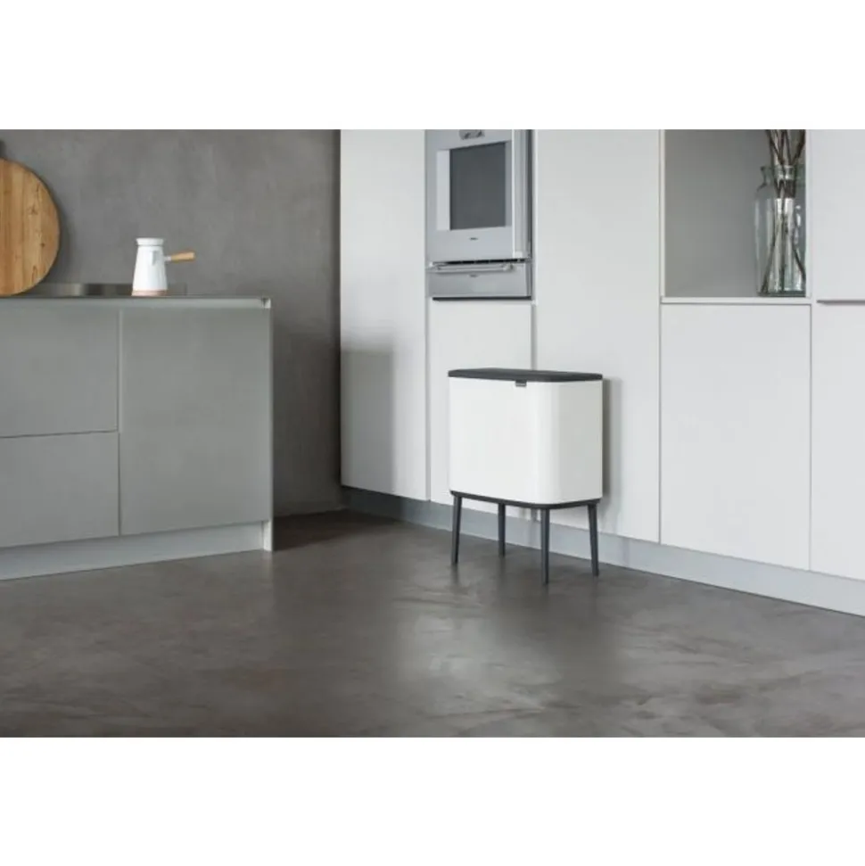 Brabantia Bo Touch Bin afvalemmer 36 liter met kunststof binnenemmer White