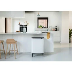 Brabantia Bo Touch Bin Hi afvalemmer 60 liter met kunststof binnenemmer White