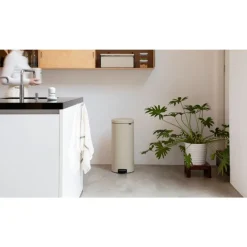 Brabantia NewIcon pedaalemmer 30 liter met kunststof binnenemmer Soft Beige