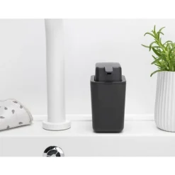 Brabantia Sink Side zeeppomp 250 ml Dark Grey