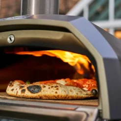 Ooni Karu 2 Multi-Fuel Pizza Oven