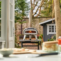 Ooni Karu 2 Multi-Fuel Pizza Oven