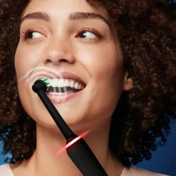 Oral-B Pro 3 3500 - Zwart Elektrische Tandenborstel Gift edition