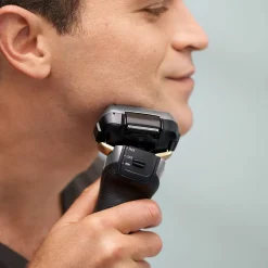 Panasonic ES-LV69 nat en droog elektrisch scheerapparaat met 5 mesjes en responsieve baardsensor