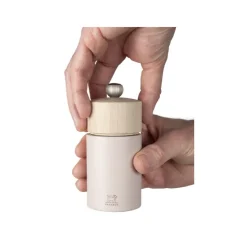 Peugeot Boreal Manuele zoutmolen van hout 12cm bloembladroze