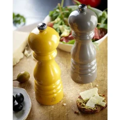 Peugeot Paris u'Select Zirlion Manuele zoutmolen in gelakt hout 18cm saffraangeel