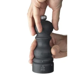 Peugeot Paris u'Select Zirlion Manuele zoutmolen in hout 15cm graphite