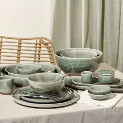 Salt & Pepper Cameo Serveerschaal 28xH6cm groen