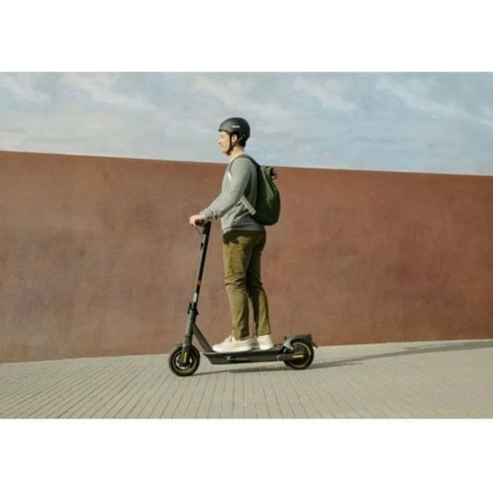 Segway-Ninebot Kickscooter Max G2E Powered by Segway - E-step - Actieradius: 70km - Snelheid: 25km/h