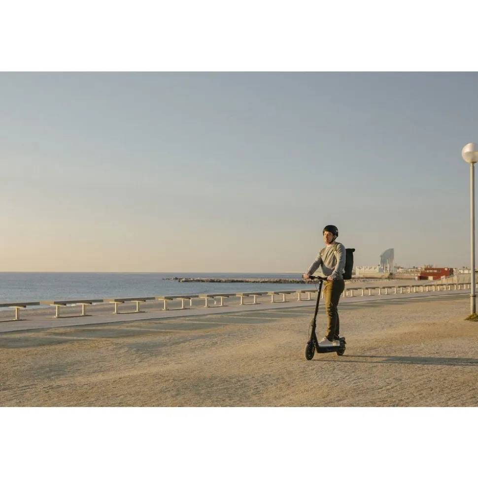 Segway-Ninebot Kickscooter Max G2E Powered by Segway - E-step - Actieradius: 70km - Snelheid: 25km/h