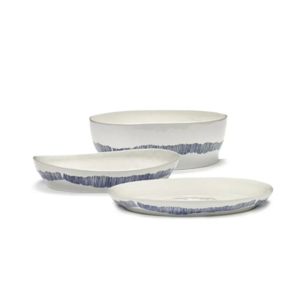 Serax Feast tableware by Ottolenghi Saladekom 28,5cm H9,5cm Wit Swirl-Stripes Blauw